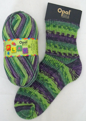 Opal Play 8822 Apple Bobbing sock / glove knitting yarn